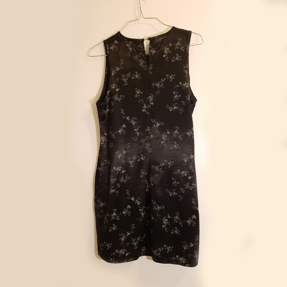 Little Navy Dress - Picture 2 of 3